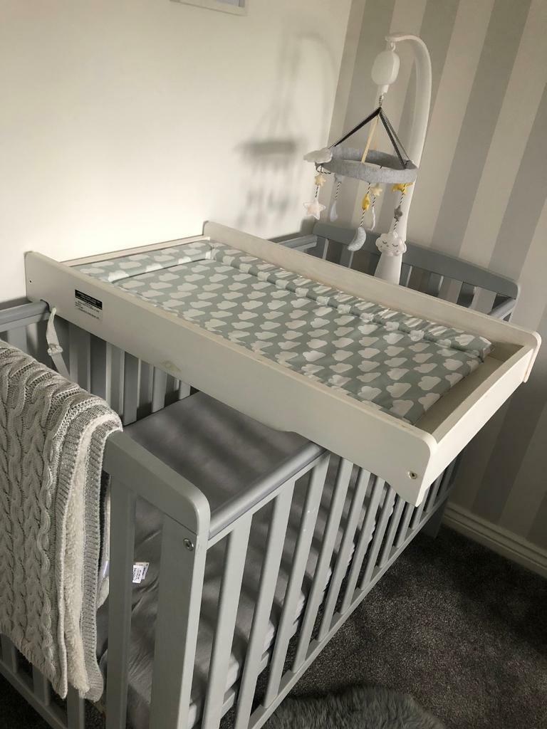 rafferty cot top changer